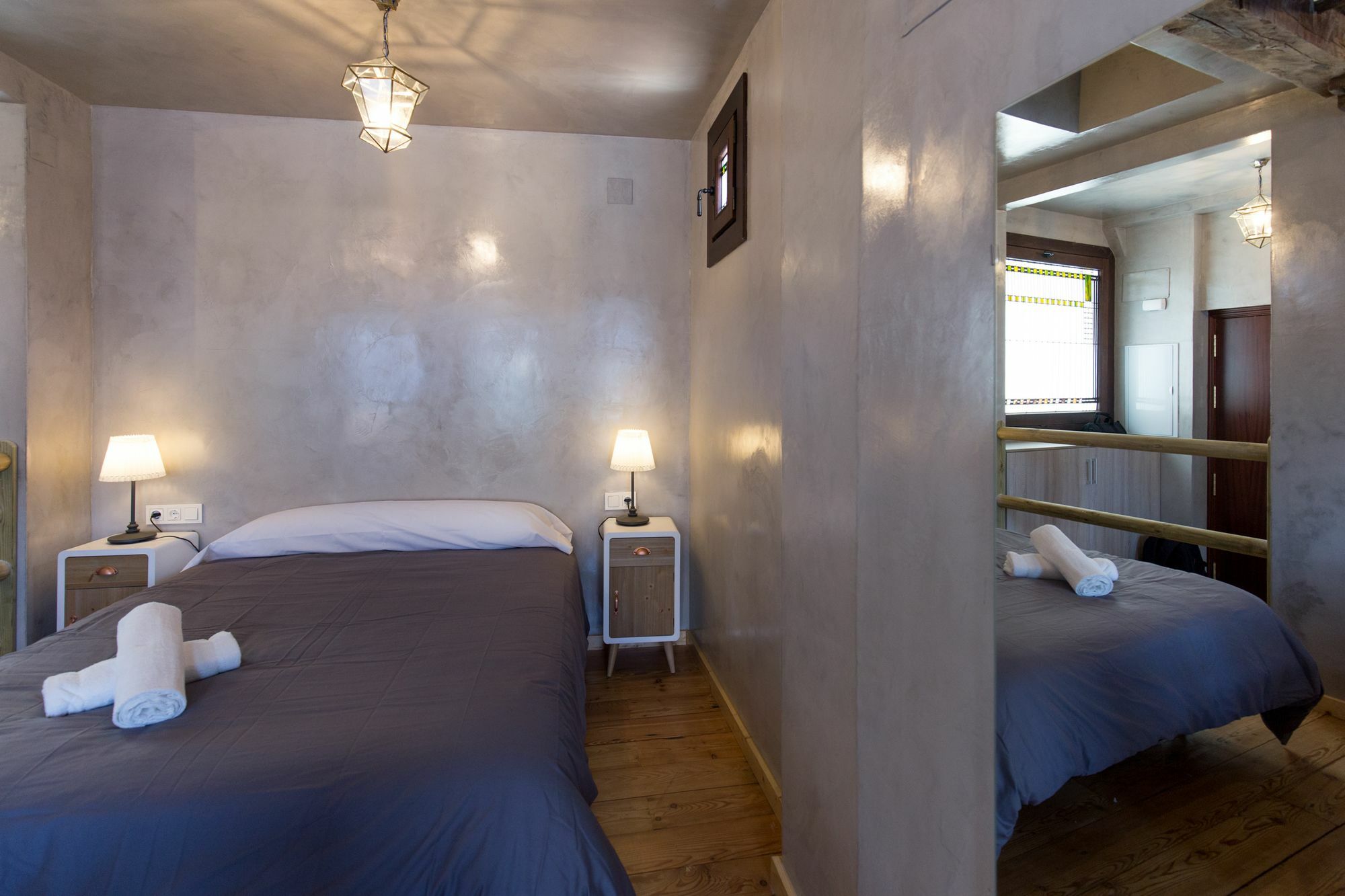 Los Lobos Suites Apartamentos กรานาดา ภายนอก รูปภาพ