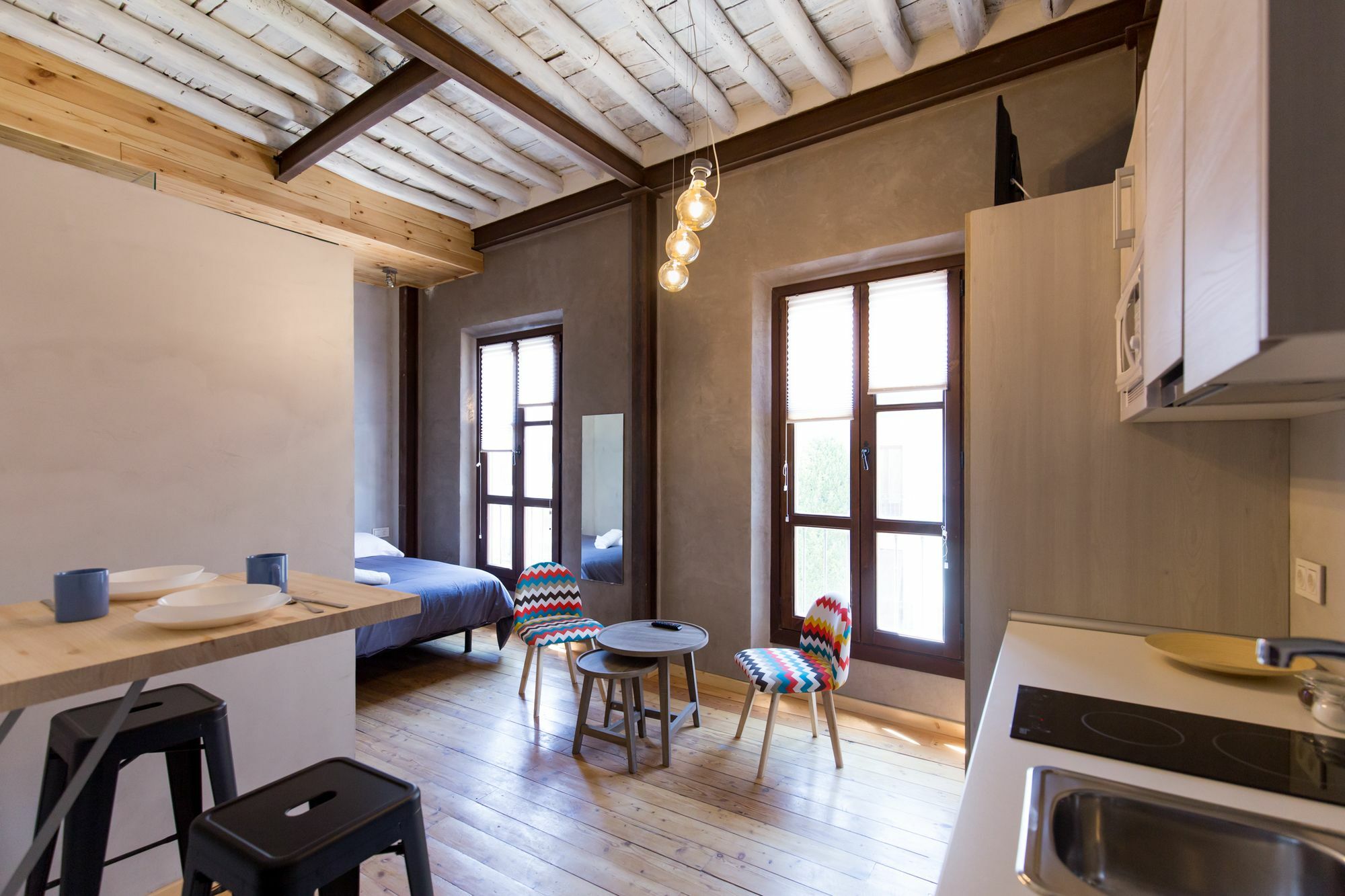 Los Lobos Suites Apartamentos กรานาดา ภายนอก รูปภาพ