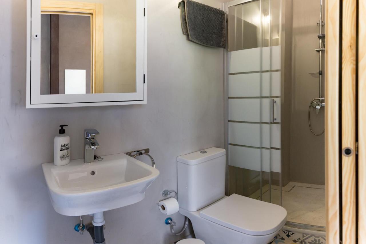 Los Lobos Suites Apartamentos กรานาดา ภายนอก รูปภาพ